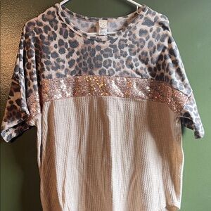 7th Ray Gray and Cream Animal Print Top